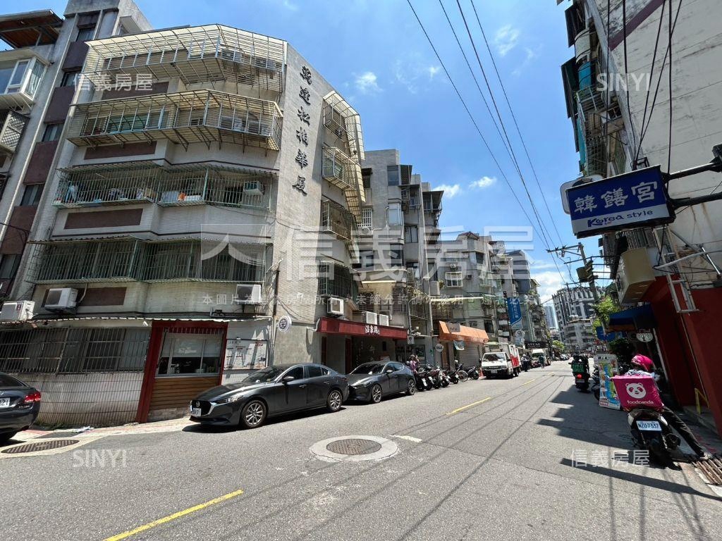 專任‧內科特級ＡＡＡ店面房屋室內格局與周邊環境