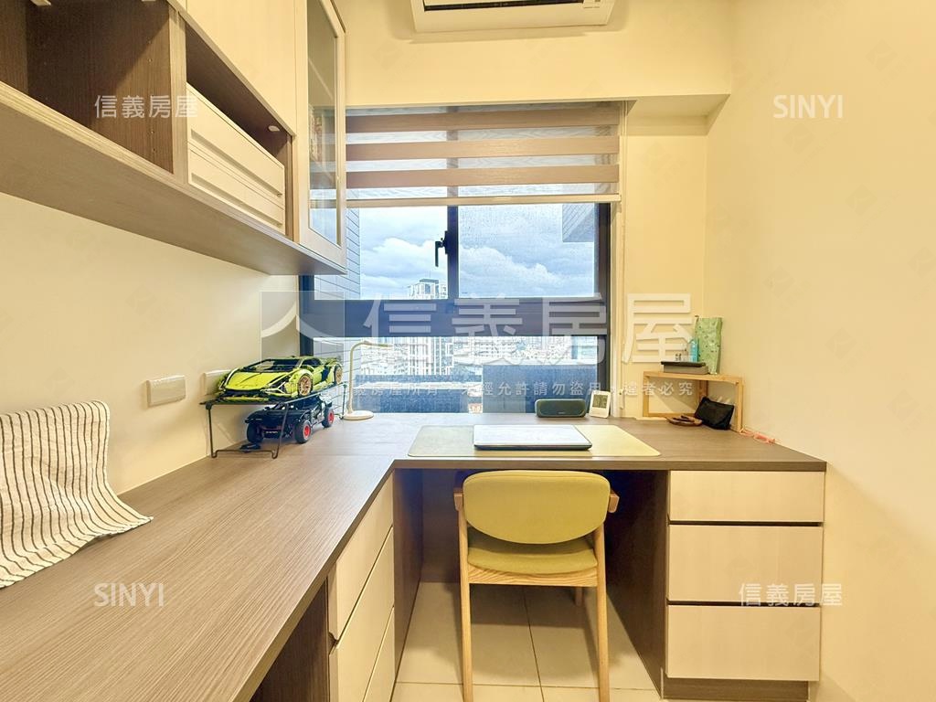 新案河景三房車位房屋室內格局與周邊環境