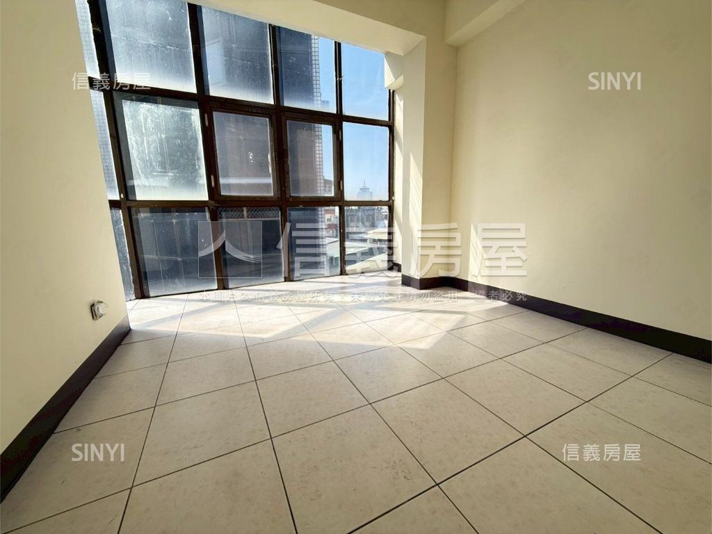 近大東捷運電梯亮四房房屋室內格局與周邊環境