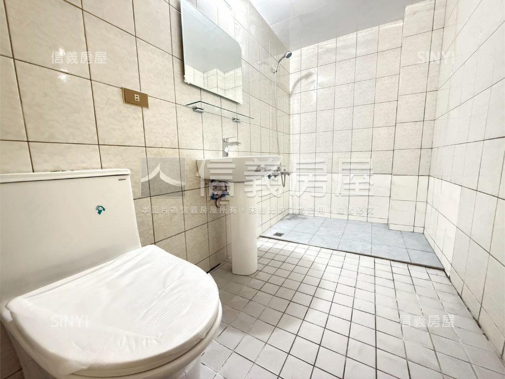 近大東捷運電梯亮四房房屋室內格局與周邊環境