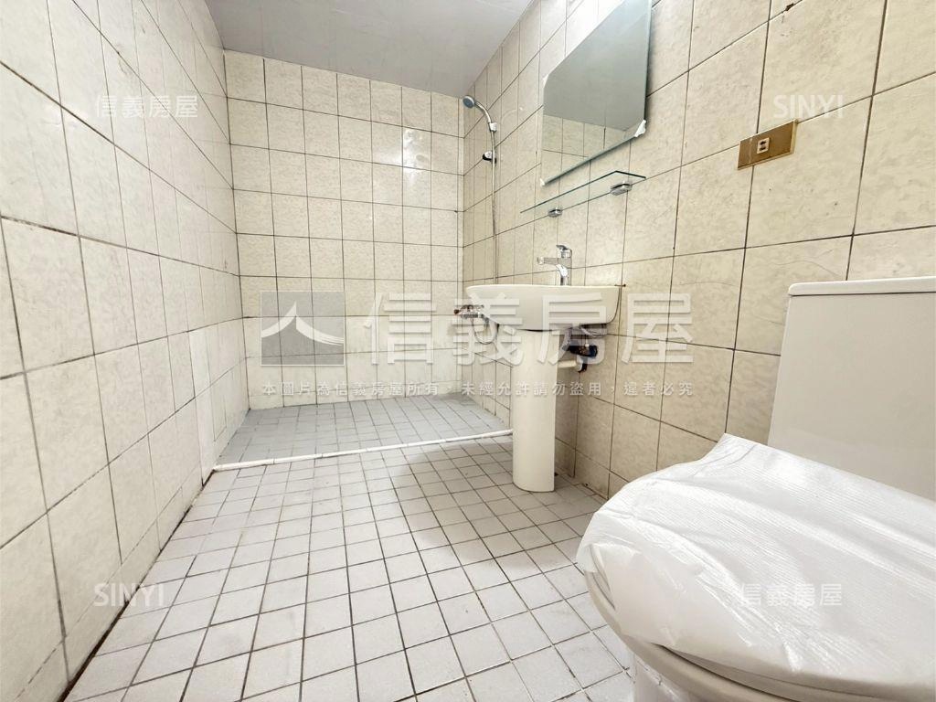 近大東捷運電梯亮四房房屋室內格局與周邊環境