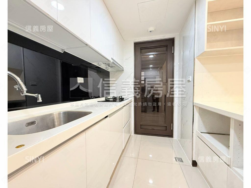 青埔青之上河景觀三房房屋室內格局與周邊環境