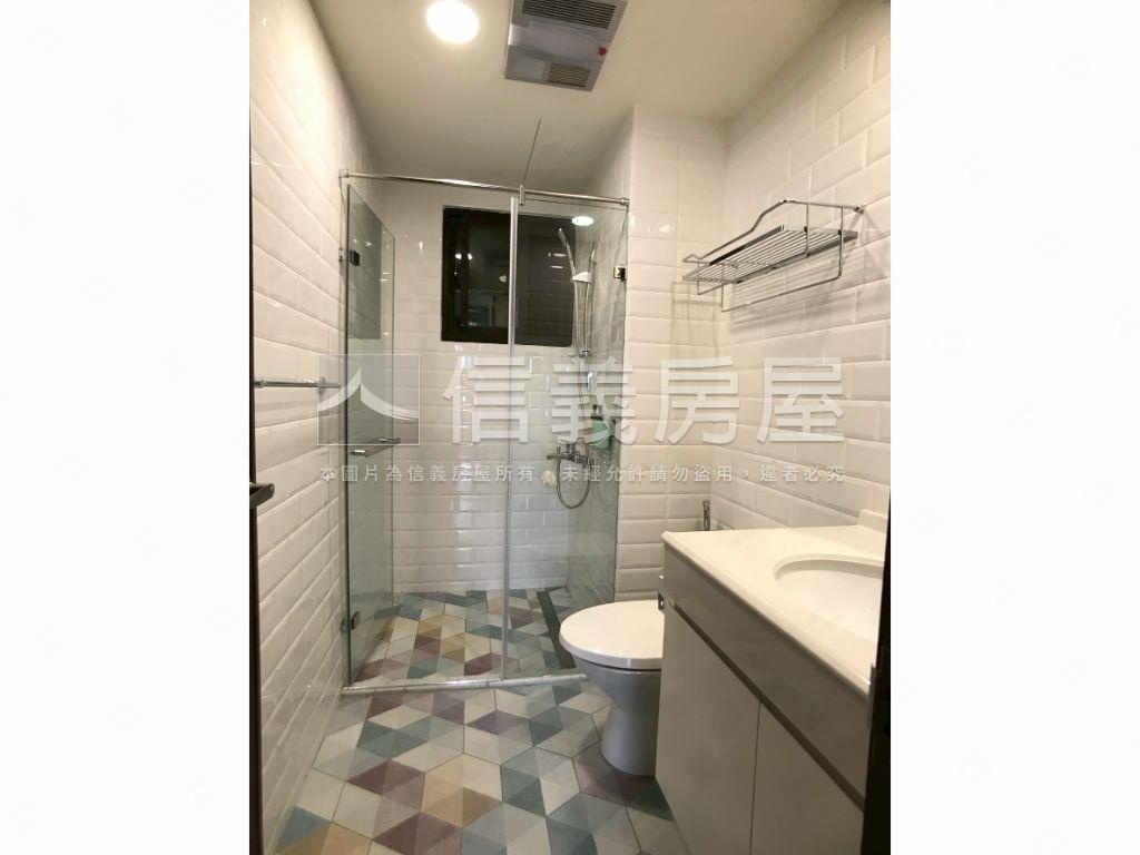 東方悅★美式裝潢視野戶房屋室內格局與周邊環境