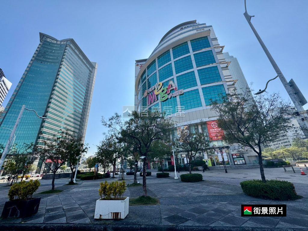 俗三多捷運亞灣大兩房兩衛房屋室內格局與周邊環境