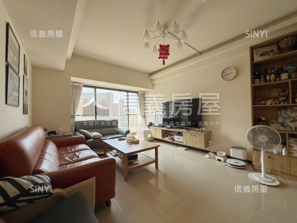 專任勇建薪傳前棟三房平車房屋室內格局與周邊環境