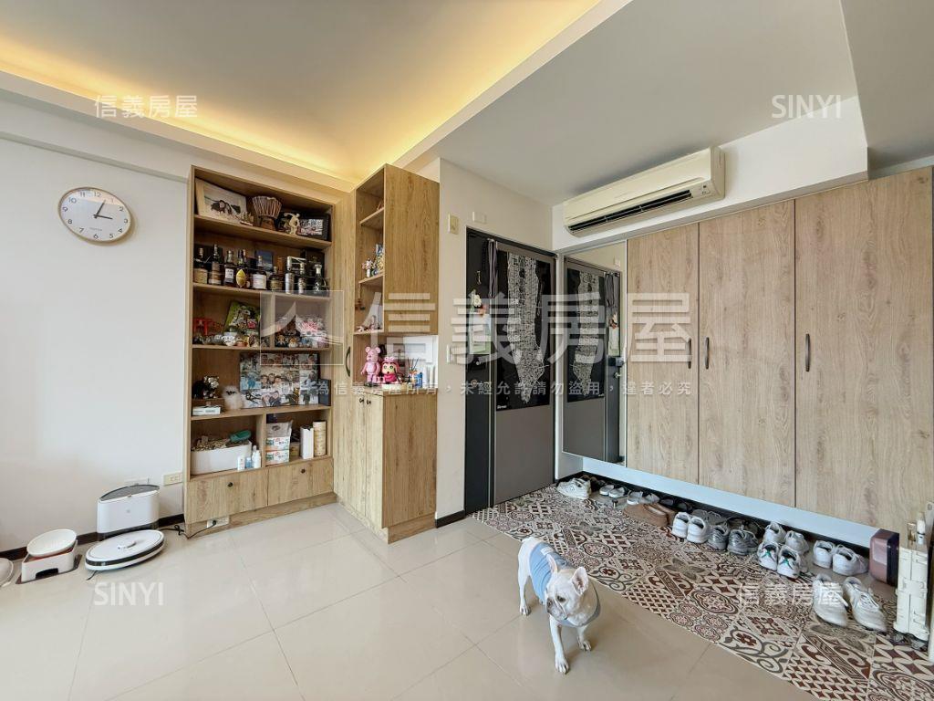 專任勇建薪傳前棟三房平車房屋室內格局與周邊環境