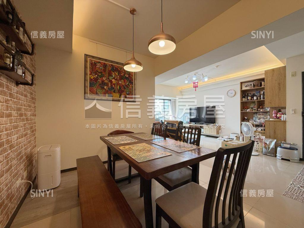 專任勇建薪傳前棟三房平車房屋室內格局與周邊環境