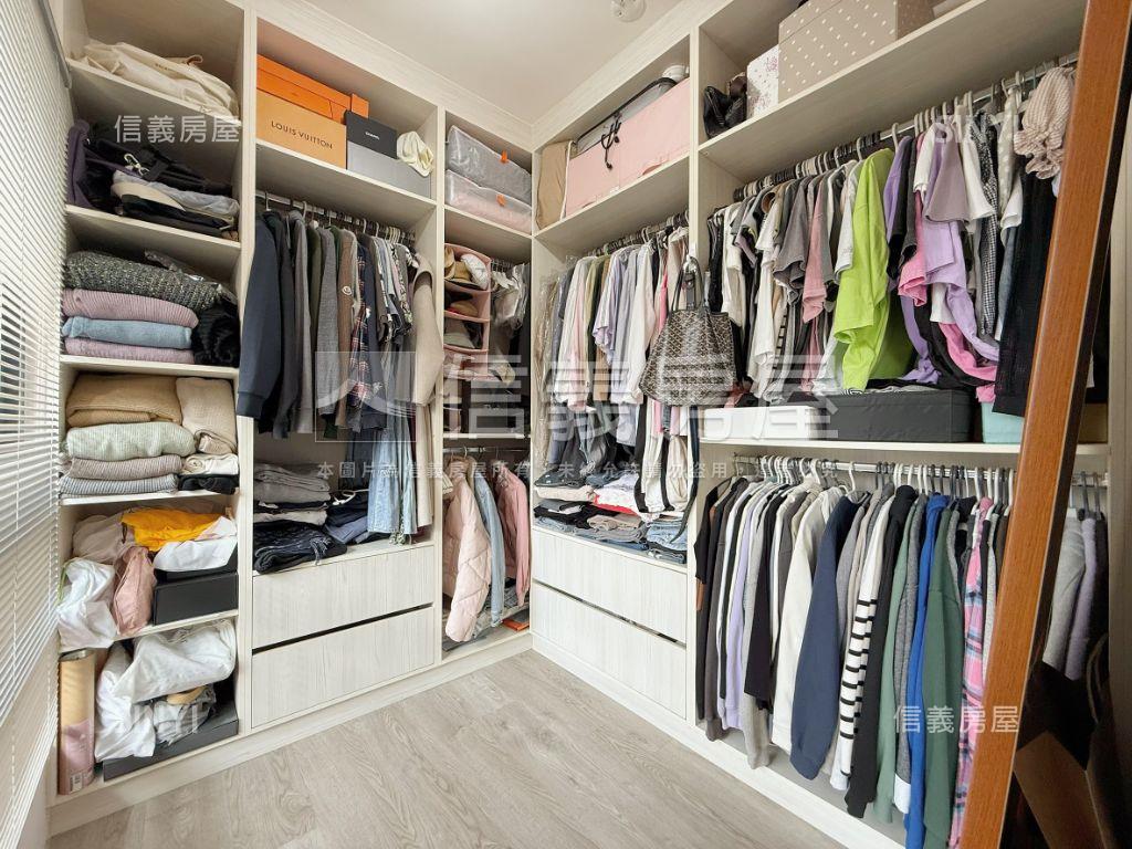 專任勇建薪傳前棟三房平車房屋室內格局與周邊環境