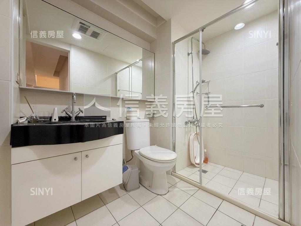 專任勇建薪傳前棟三房平車房屋室內格局與周邊環境