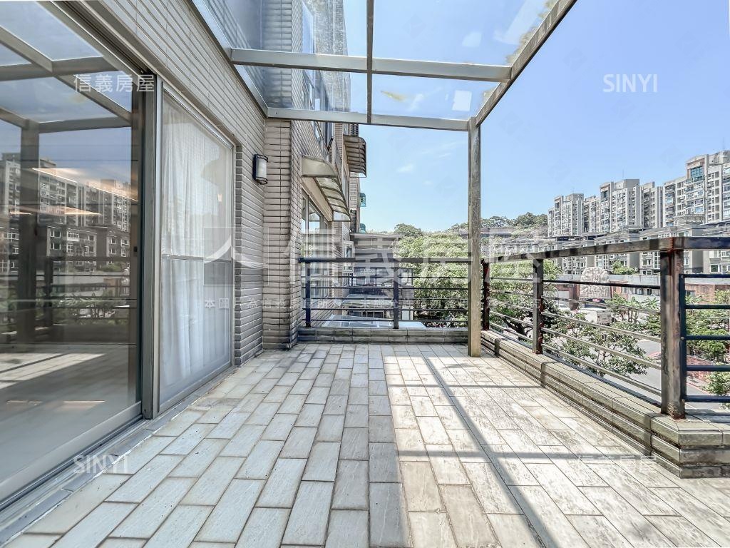 雙橡園景觀三房露臺美屋房屋室內格局與周邊環境