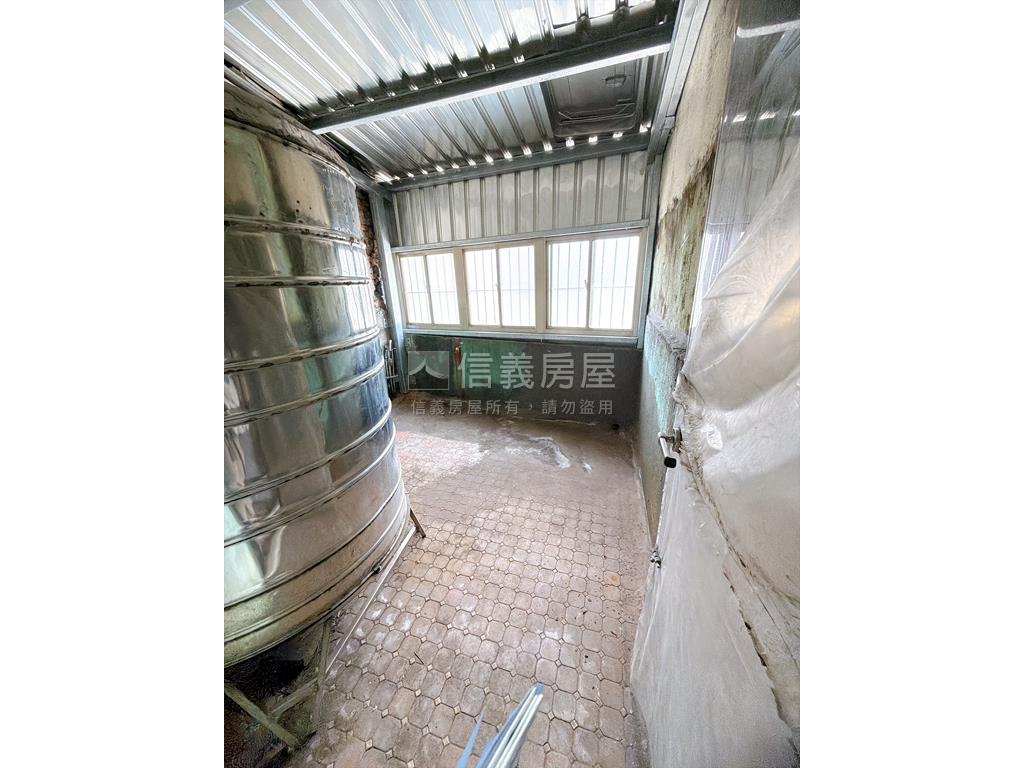 整棟透天房屋室內格局與周邊環境