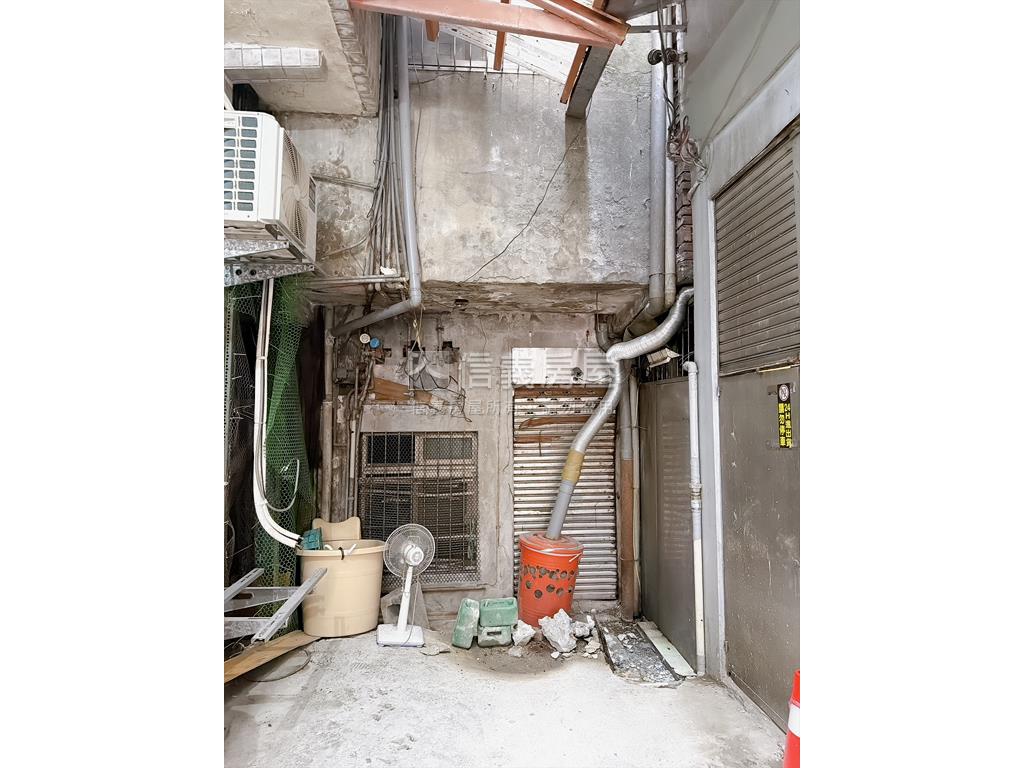 整棟透天房屋室內格局與周邊環境