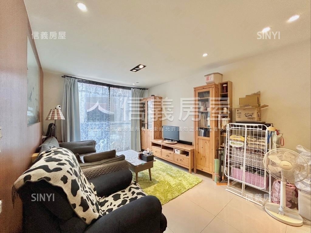 近大遠百５２創意宅露臺戶房屋室內格局與周邊環境