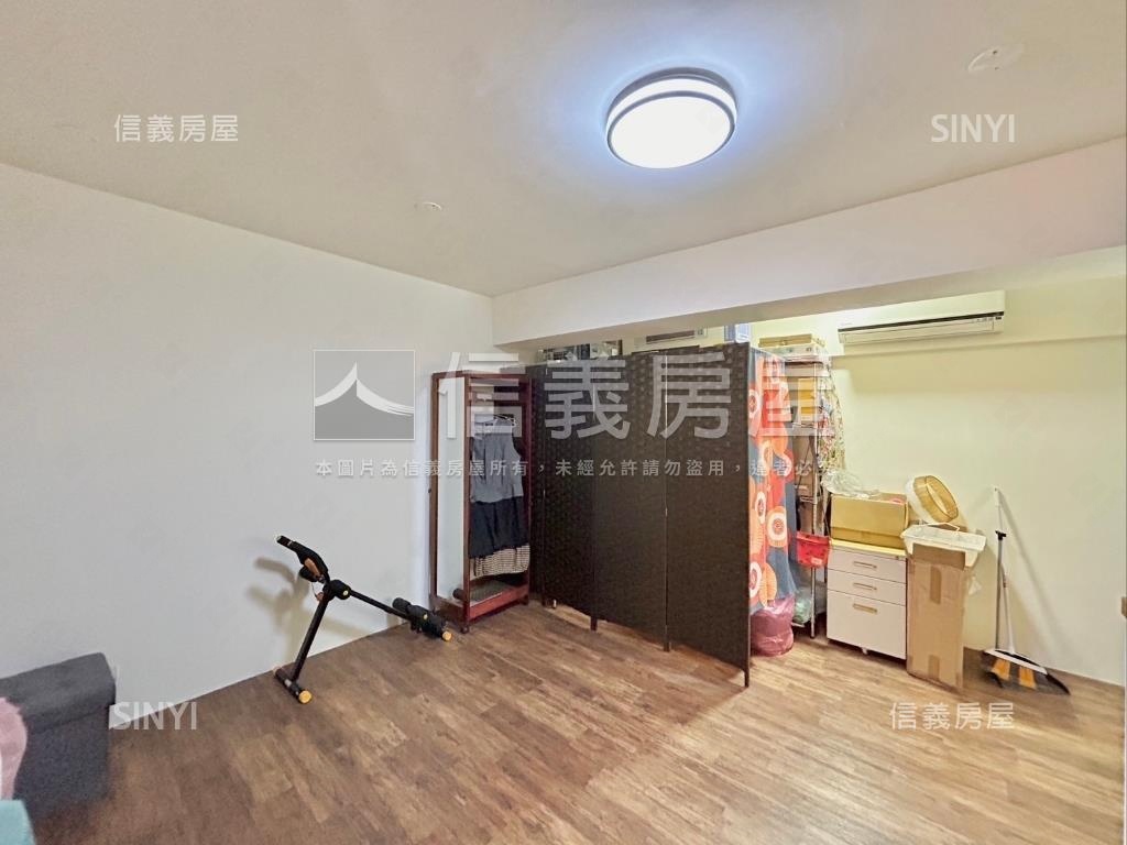 近大遠百５２創意宅露臺戶房屋室內格局與周邊環境
