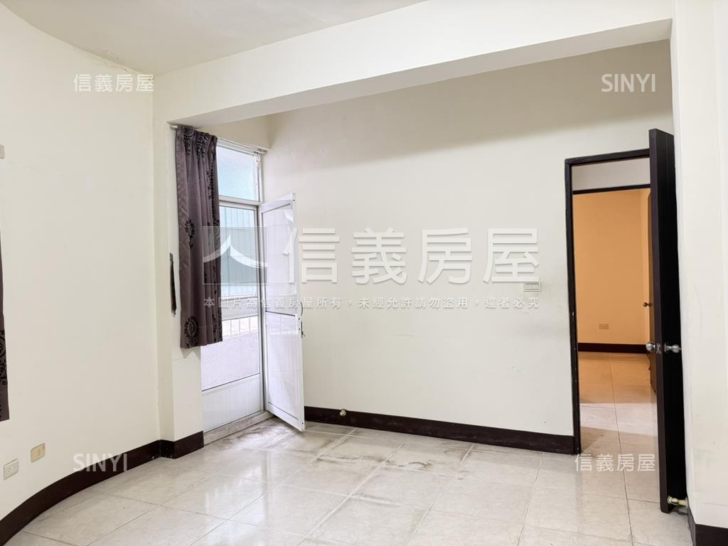 五甲溫馨３房２樓美寓房屋室內格局與周邊環境