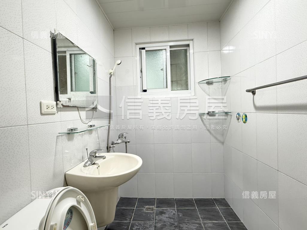 五甲溫馨３房２樓美寓房屋室內格局與周邊環境