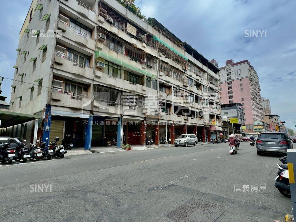 文化西正路南曜金店面房屋室內格局與周邊環境