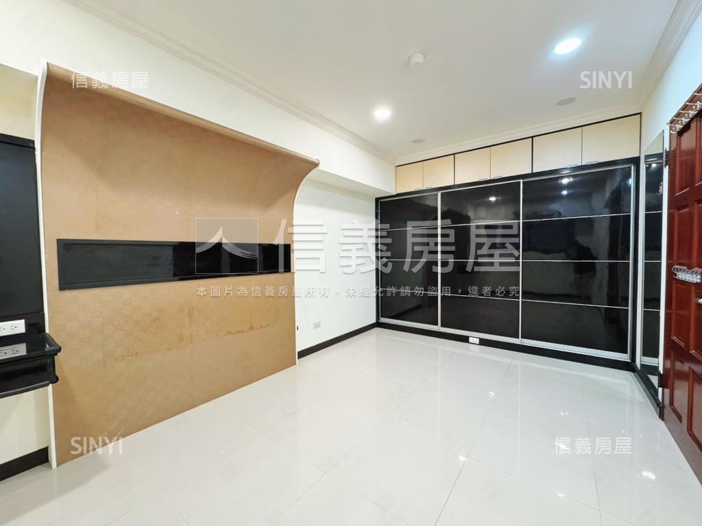 ［專任］海德堡誠意出售房屋室內格局與周邊環境