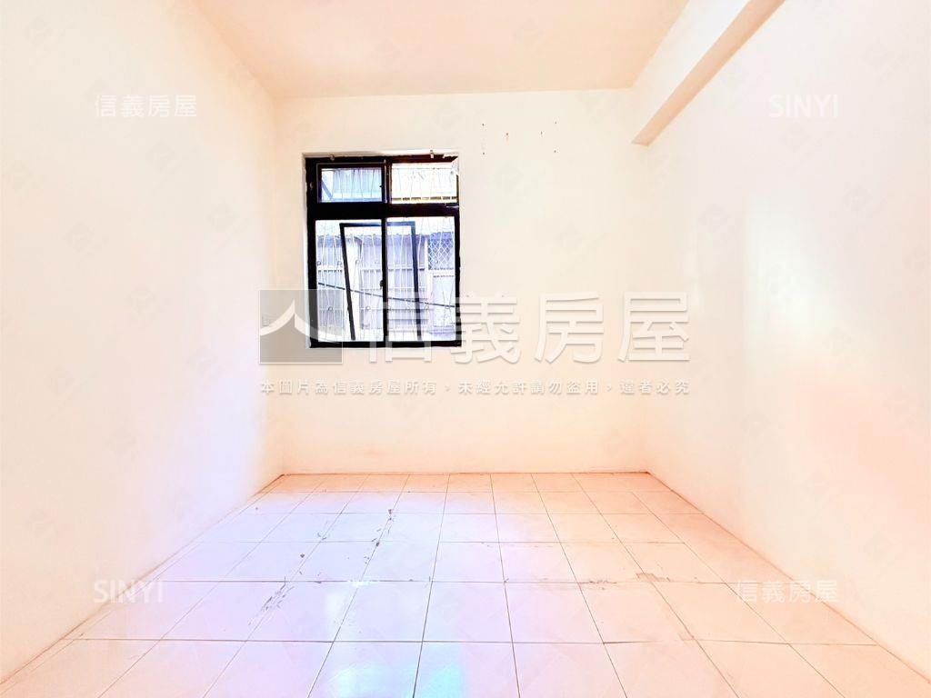 中正２樓★邊間３房★稀有房屋室內格局與周邊環境