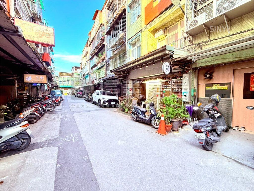 中正２樓★邊間３房★稀有房屋室內格局與周邊環境