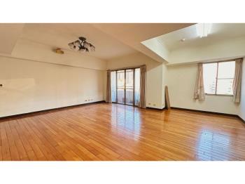 近勤美三房平車