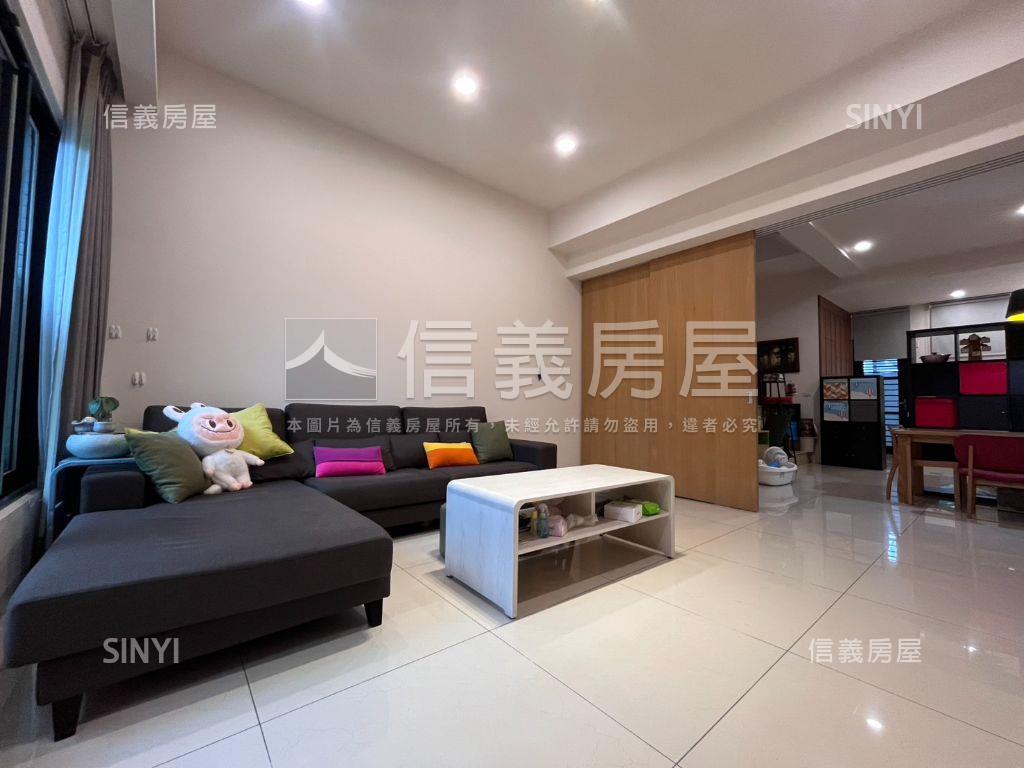 近仁中公園大地坪雙車墅房屋室內格局與周邊環境