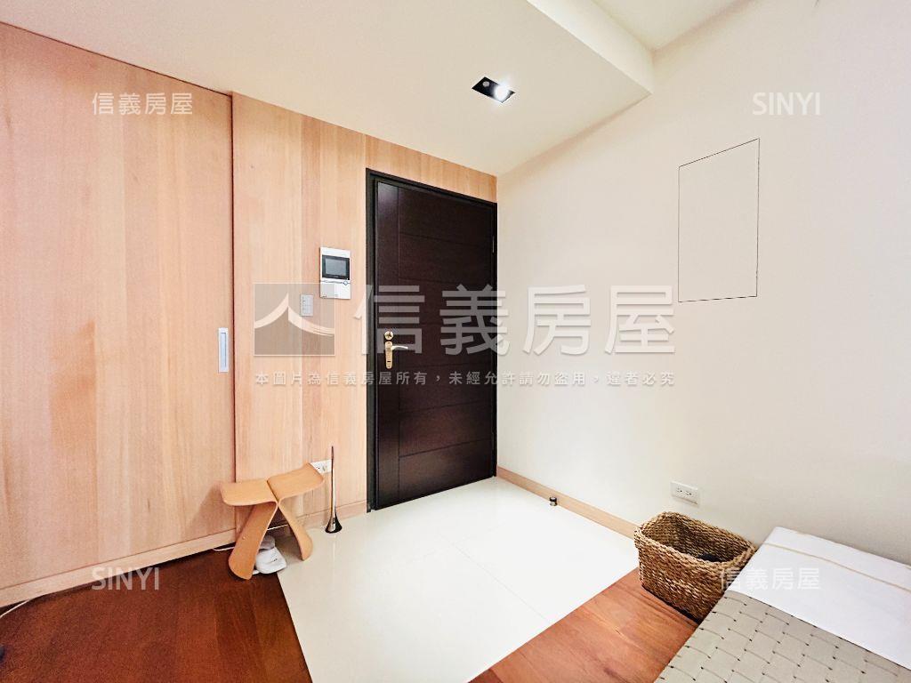 氣派大基地星光大道房屋室內格局與周邊環境
