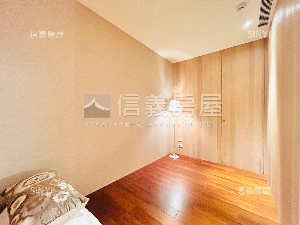 氣派大基地星光大道房屋室內格局與周邊環境