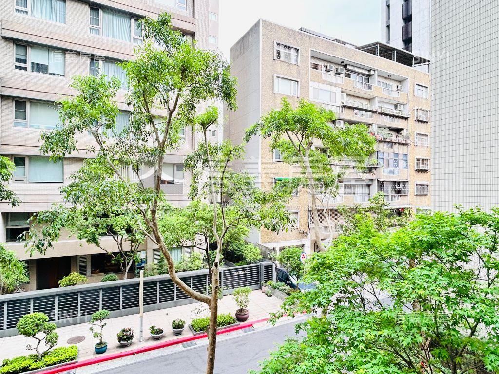 氣派大基地星光大道房屋室內格局與周邊環境