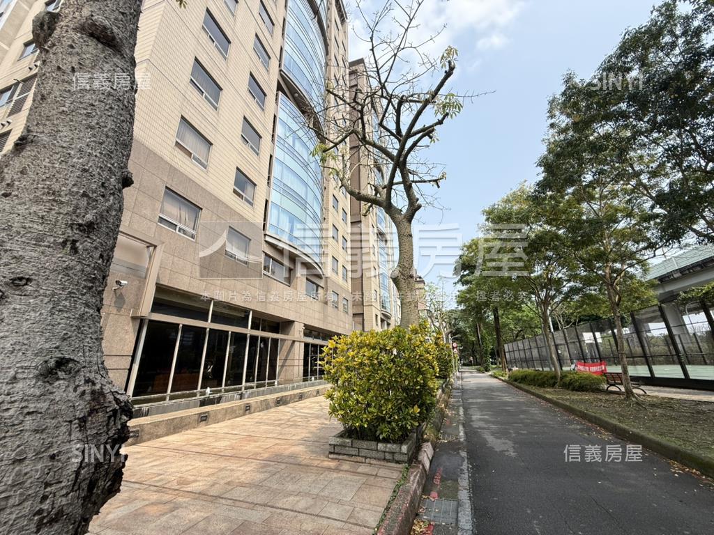 氣派大基地星光大道房屋室內格局與周邊環境