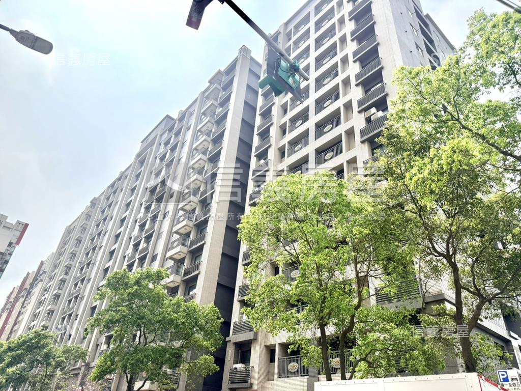 近未來捷運平鎮站收租店面房屋室內格局與周邊環境