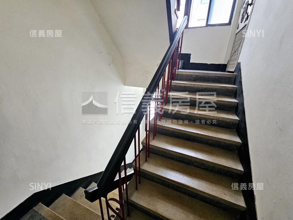 中正國中學區天空之城房屋室內格局與周邊環境