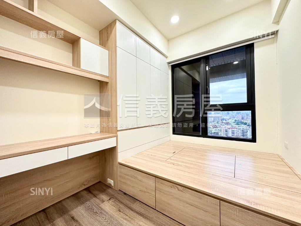 精緻捷仕堡電梯２房車位房屋室內格局與周邊環境