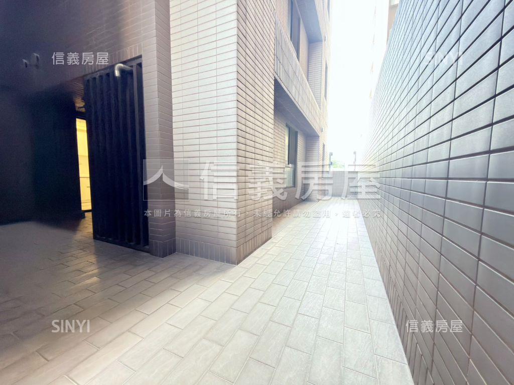 稀有遠雄龍岡露臺戶房屋室內格局與周邊環境