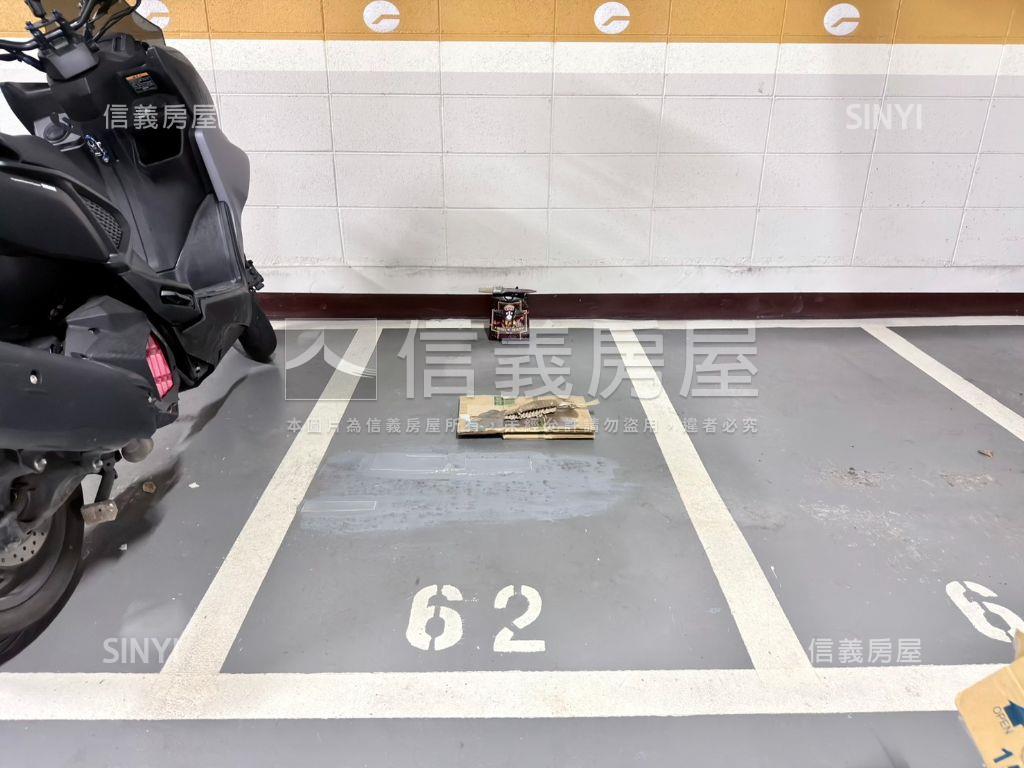 稀有遠雄龍岡露臺戶房屋室內格局與周邊環境
