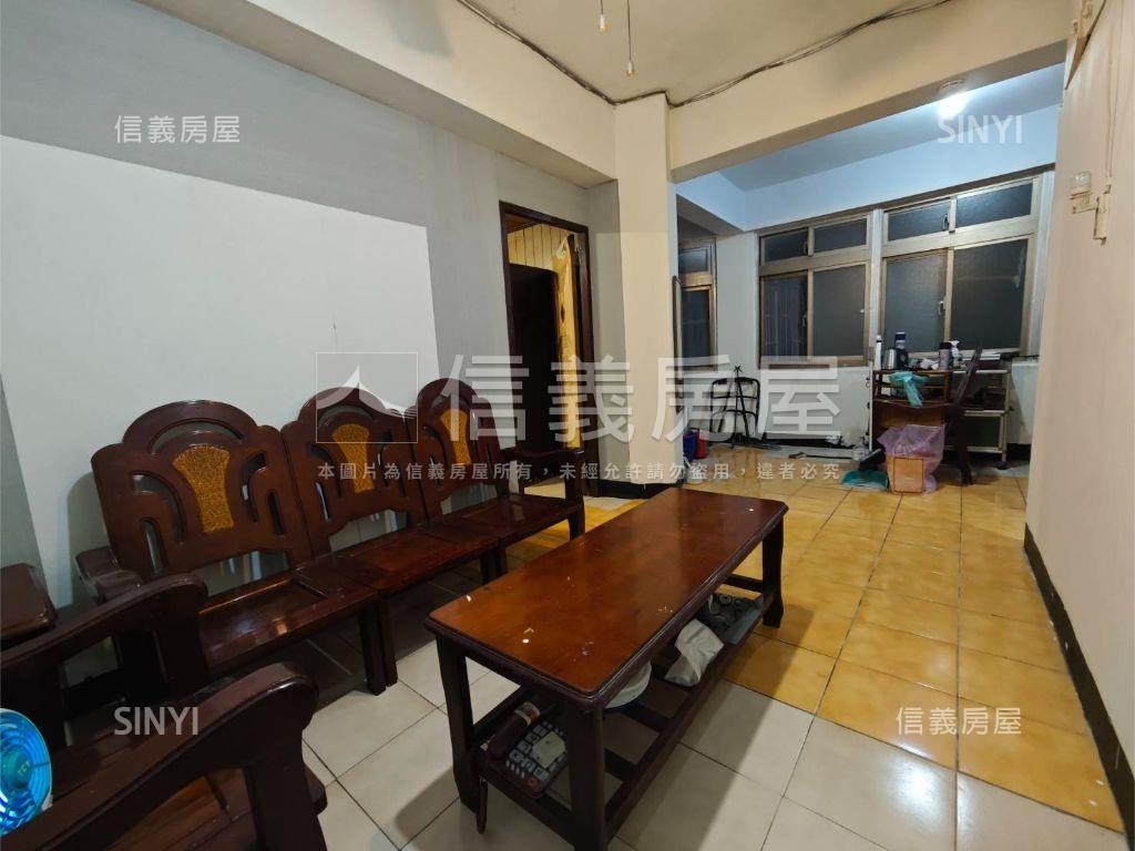 國泰街的一道光★溫馨好宅房屋室內格局與周邊環境