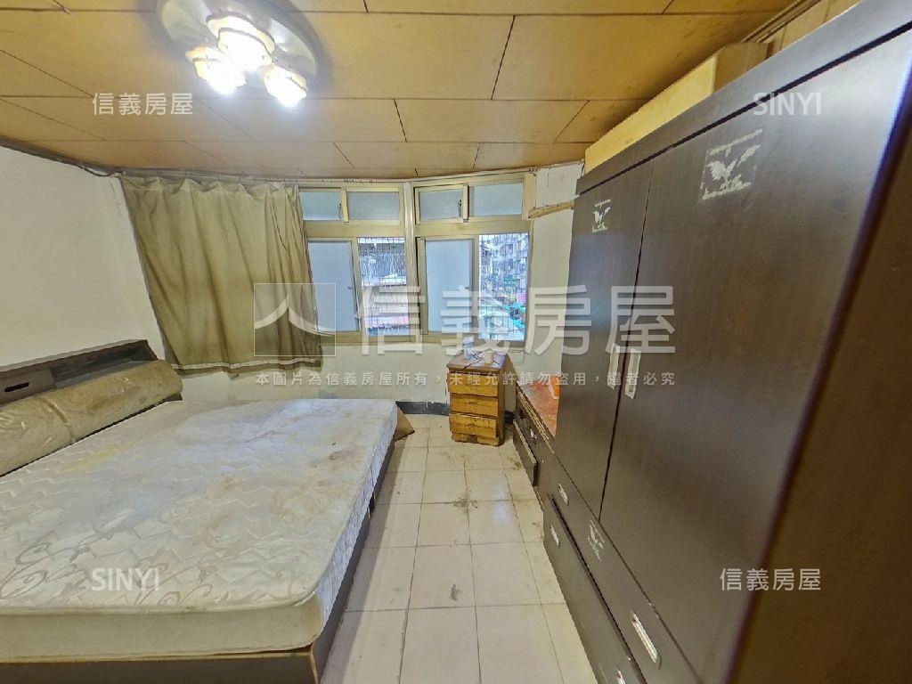 國泰街的一道光★溫馨好宅房屋室內格局與周邊環境