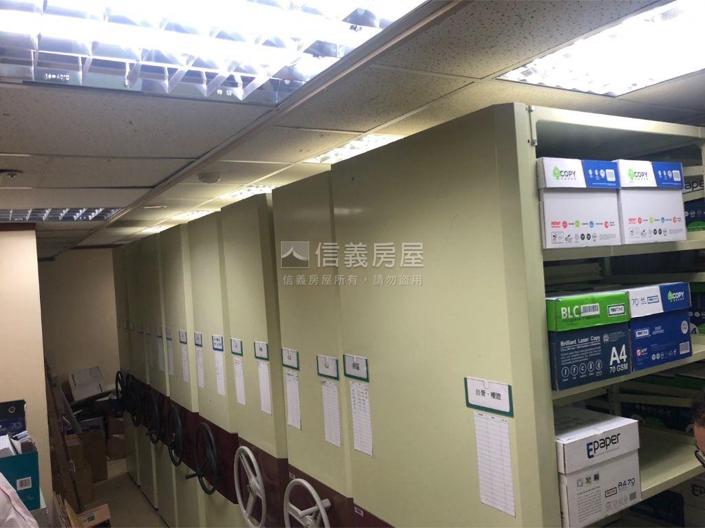 敦南摩天面林蔭鋼骨商辦房屋室內格局與周邊環境