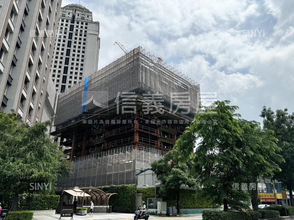 市政新銳高樓Ａ７三房平車房屋室內格局與周邊環境