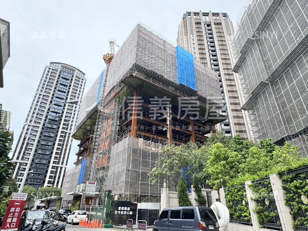 市政新銳高樓Ａ７三房平車房屋室內格局與周邊環境