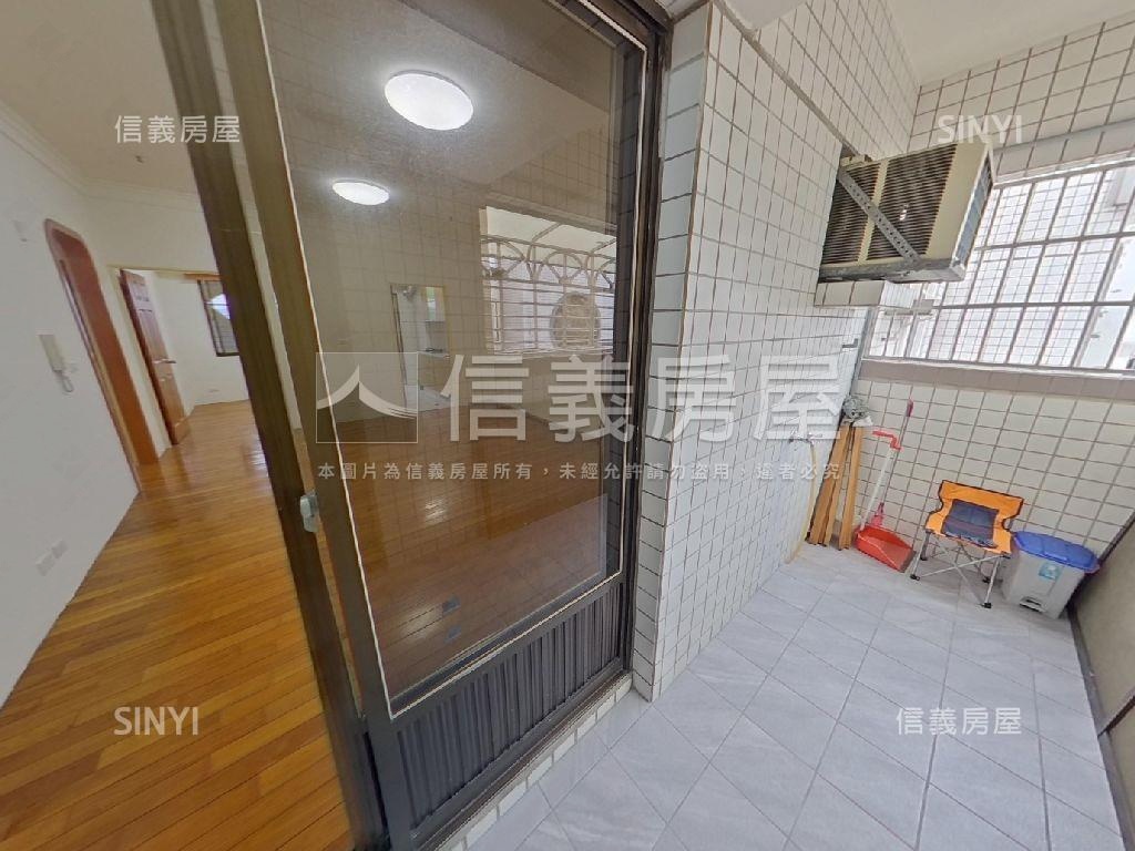 低總價➹高工商圈三房車位房屋室內格局與周邊環境