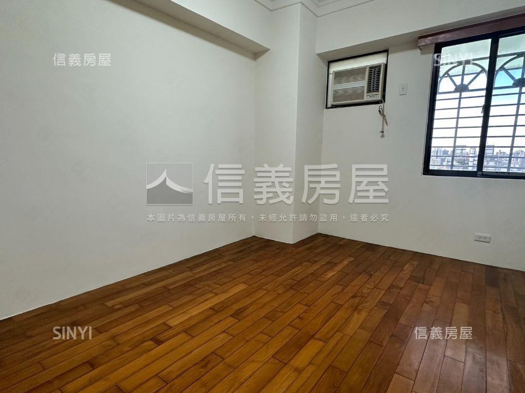 低總價➹高工商圈三房車位房屋室內格局與周邊環境