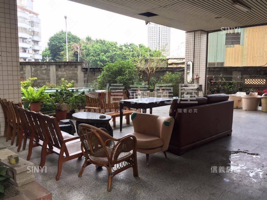 低總價➹高工商圈三房車位房屋室內格局與周邊環境
