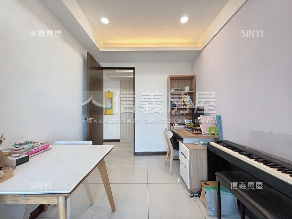 展志學稀有豪景宅邸雙車位房屋室內格局與周邊環境