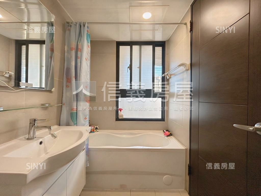 展志學稀有豪景宅邸雙車位房屋室內格局與周邊環境