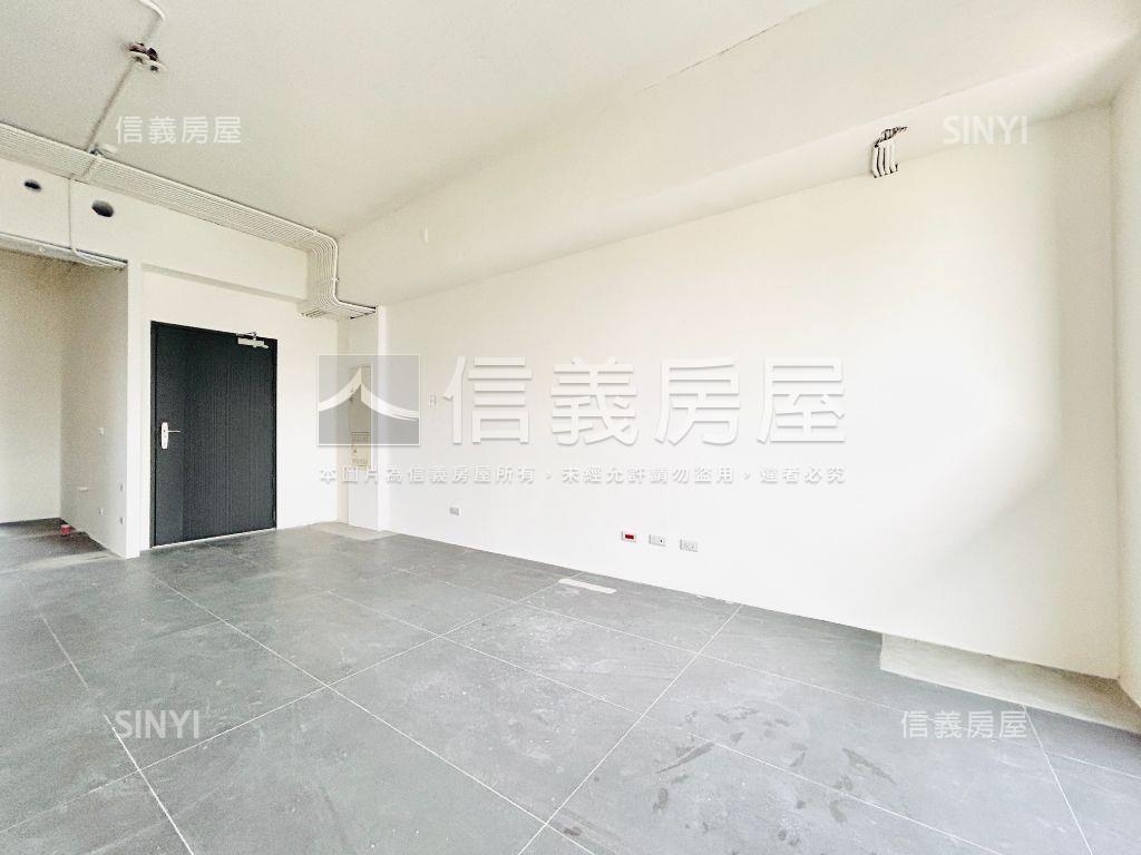 承德邊間八樓３房車房屋室內格局與周邊環境