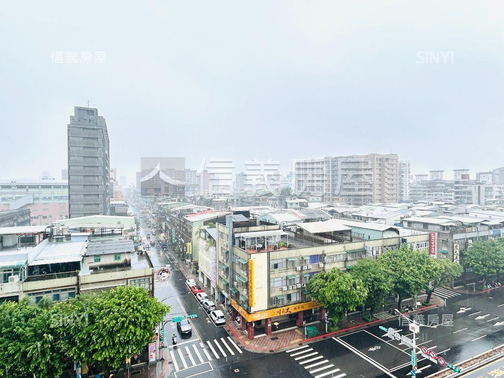 承德邊間八樓３房車房屋室內格局與周邊環境