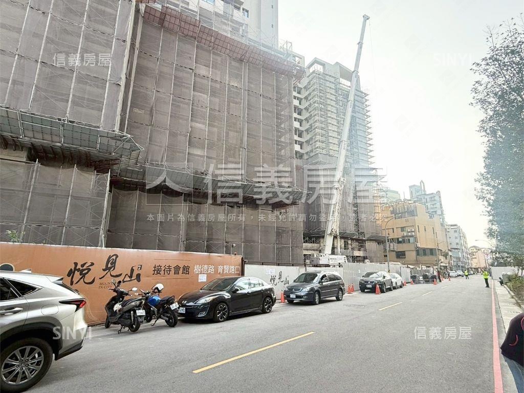 本戶非面７４悅見山三房車房屋室內格局與周邊環境