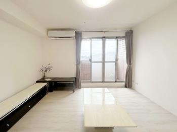 河景三面採光來富四房車位