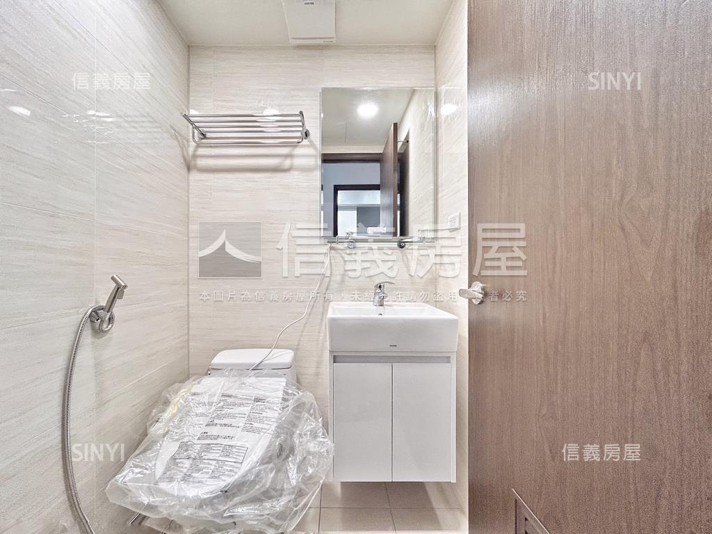 築成豐州兩房房屋室內格局與周邊環境